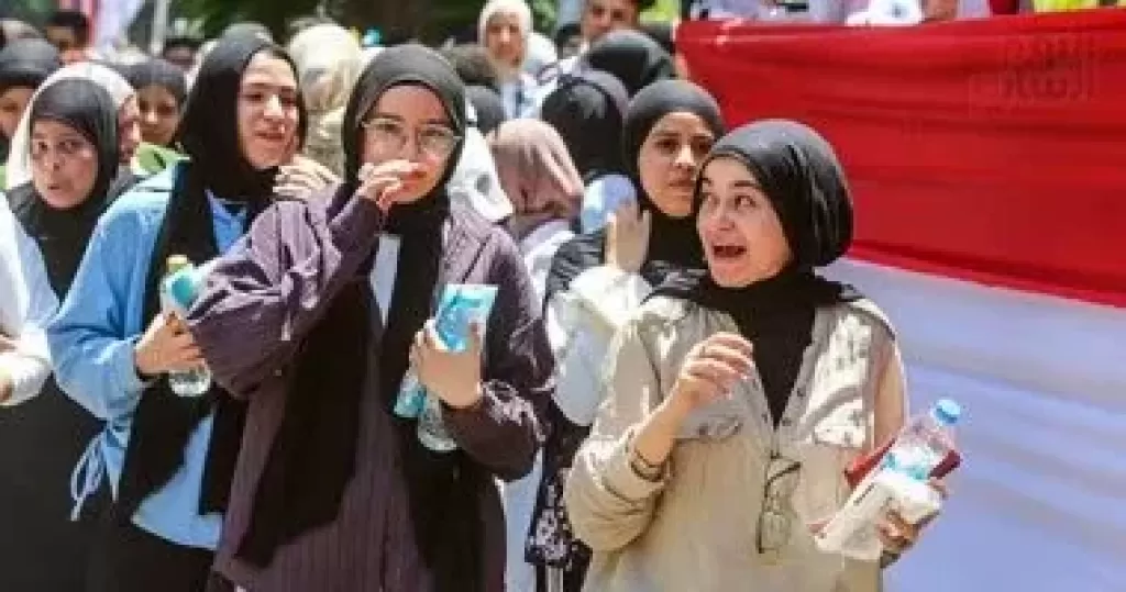 خط أحمر