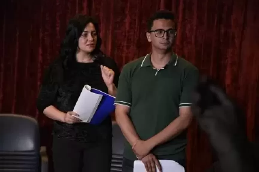 خط أحمر