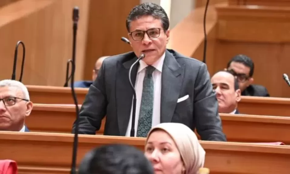 خط أحمر