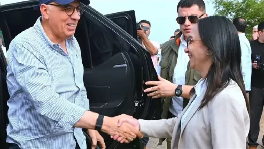 خط أحمر
