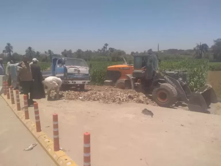 خط أحمر