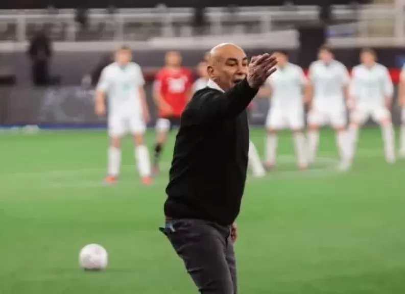 المصري ميخافش.. حسام حسن يتحدى ميسي قبل قمة مصر والأرجنتين