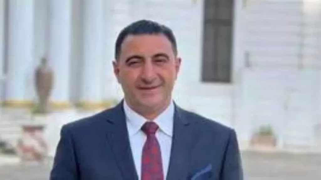 خط أحمر