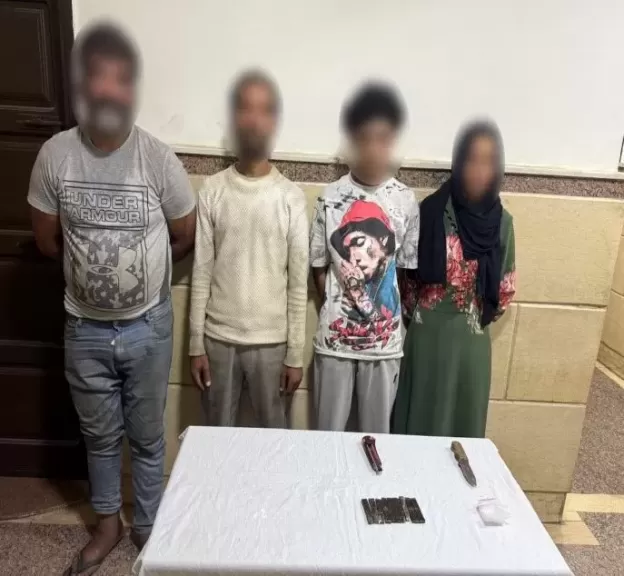 خط أحمر