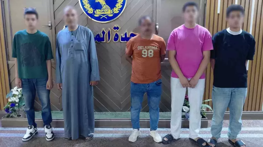 خط أحمر