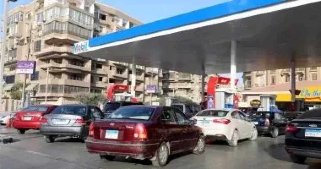 أسعار البنزين اليوم الاثنين فى محطات تموين وقود السيارات