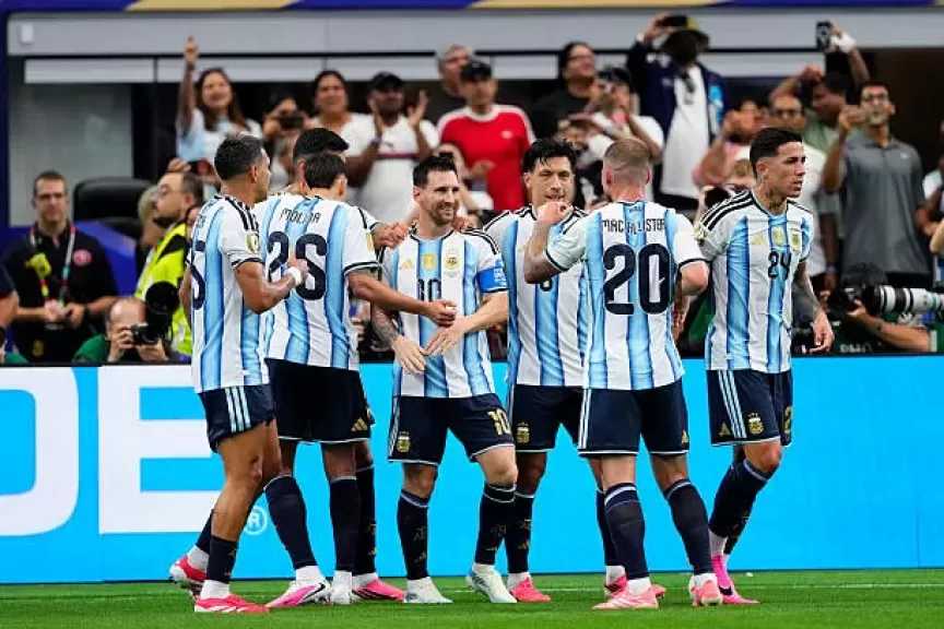 العواصف الرعدية تربك استعدادات الأرجنتين قبل مواجهة مصر في كأس العالم