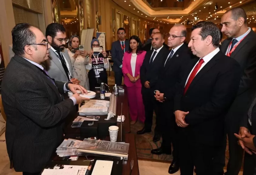 خط أحمر