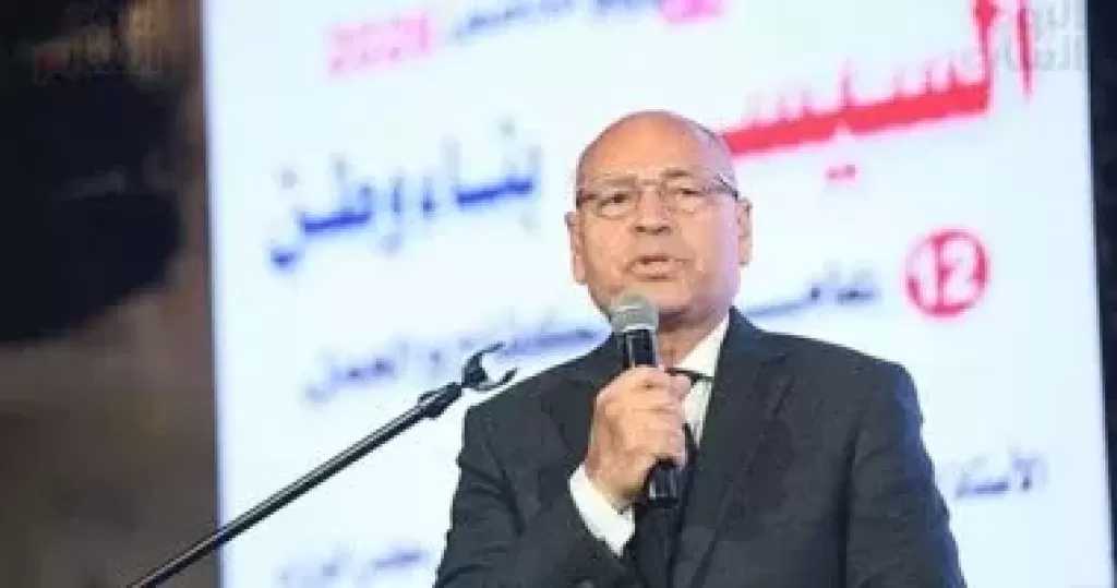 محافظ القاهرة: وضع ضوابط صارمة للبناء بارتفاعات لا تتجاوز «أرضى + 4 أدوار»