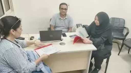 تفتيش عمالي على شركة أدوية بالأقصر للتأكد من الالتزام بالقانون