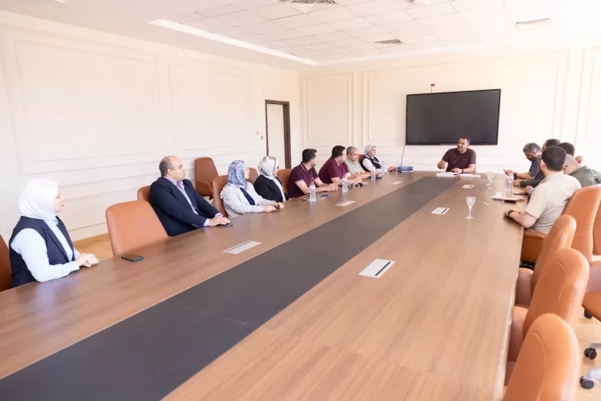 خط أحمر