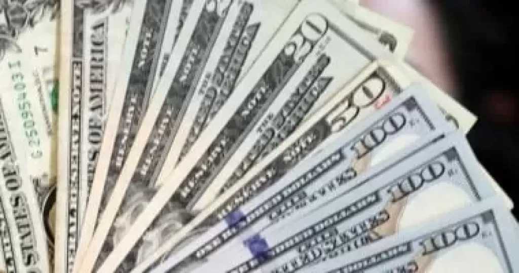 48.77 جنيه سعر الدولار فى بنك قناة السويس اليوم الثلاثاء