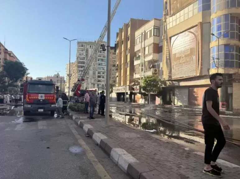 السيطرة على حريق برج معهد اللاسلكي بسوهاج