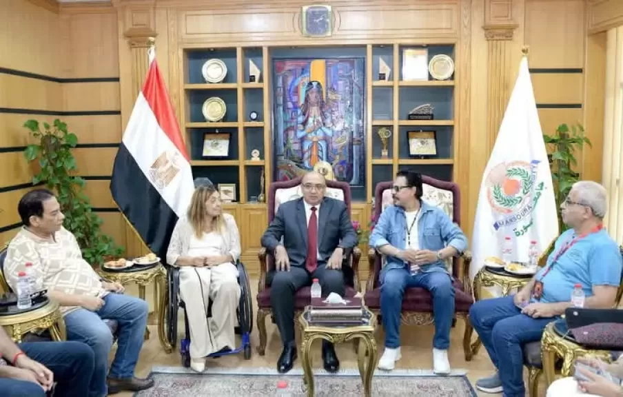 خط أحمر