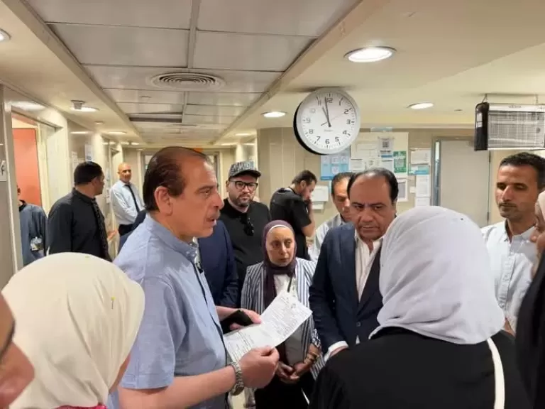 خط أحمر