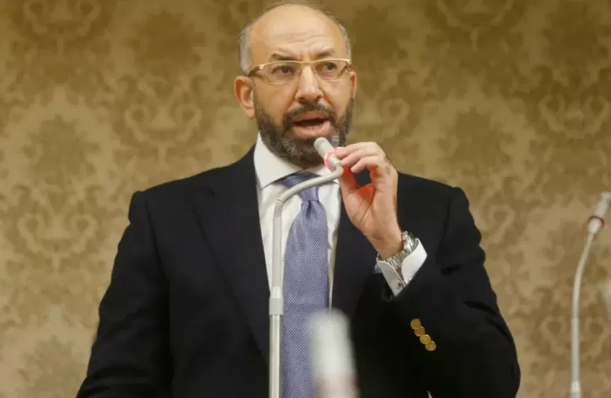 خط أحمر