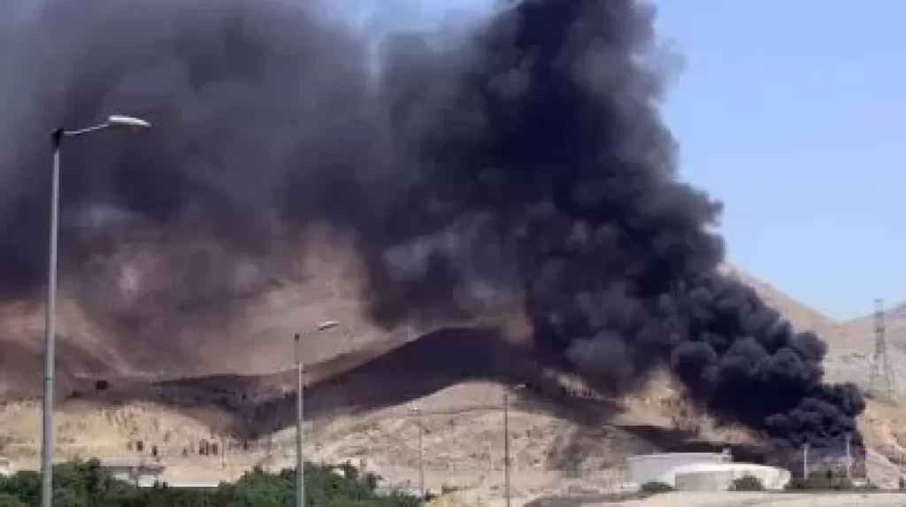 خط أحمر