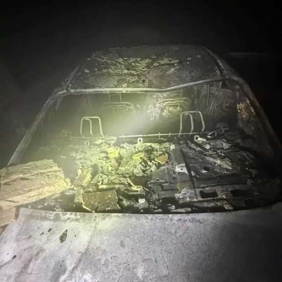 السيطرة على حريق سيارة ملاكي داخل جراج بالعباسية