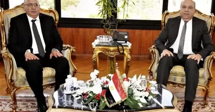 بحث آفاق التعاون بين وزارة الطيران والمنظمة العربية للطيران المدني