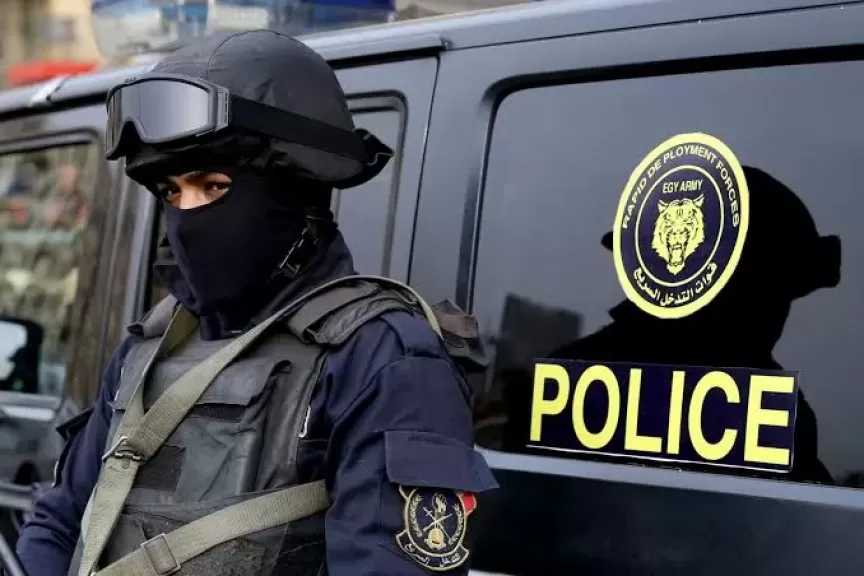 الداخلية تضبط المتهم بترويج المخدرات أون لاين في الإسكندرية