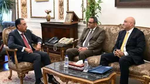 رئيس الوزراء يستقبل الرئيس التنفيذي الجديد لجهاز تنمية المشروعات المتوسطة والصغيرة ومتناهية الصغر