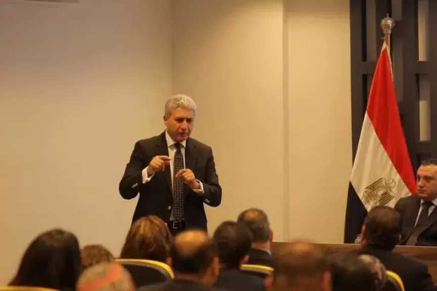 ⁠وزير السياحة والآثار يلتقي بأعضاء تنسيقية شباب الأحزاب والسياسيين