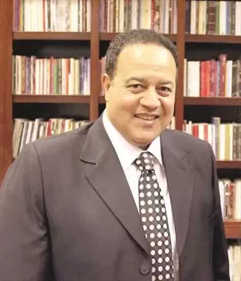 جمال الشاعر: أحيانا بسمع أغاني مهرجانات للمعرفة.. وألاقي حاجات لا بأس بها جميلة
