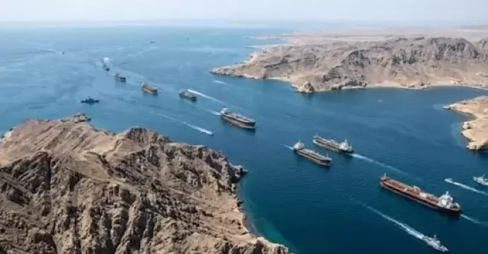 تعرض ناقلة نفط لهجوم صاروخي بمضيق هرمز