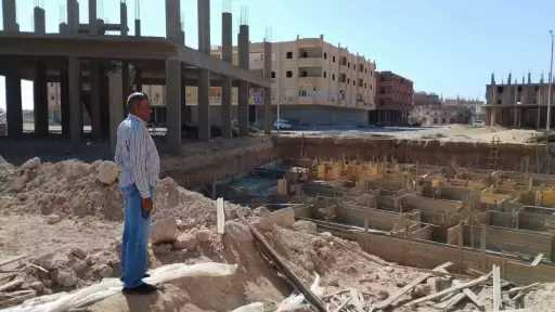 رئيس مدينة القصير يقود جولة ميدانية لرصد مخالفات البناء والتعديات على أملاك الدولة