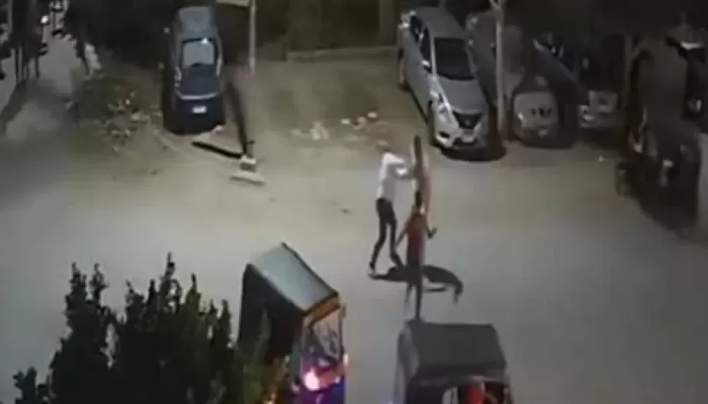 خط أحمر