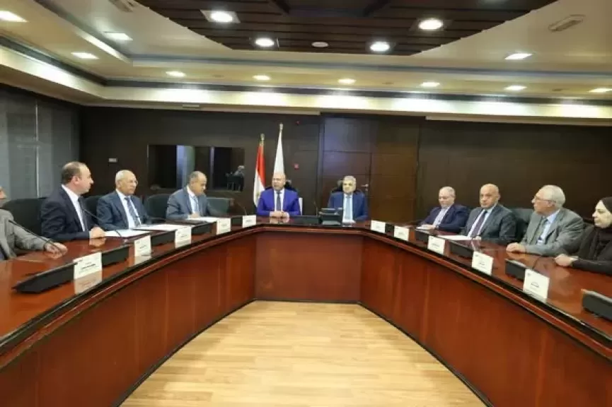 خط أحمر