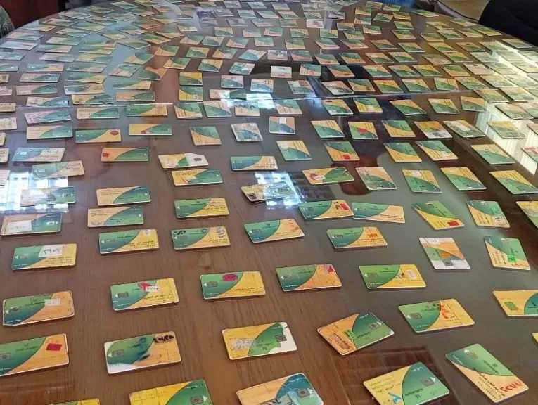 التحفظ على 120 بطاقة تموينية يستخدمها صاحب مخبز لسرقة الدعم