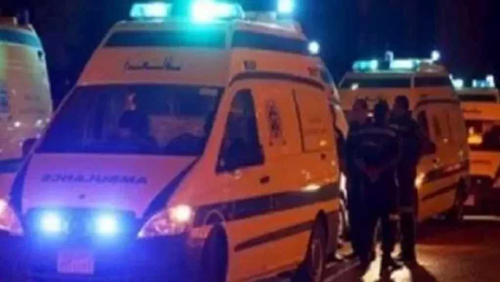 إصابة شخصين في انقلاب سيارة بطريق محور الضبعة