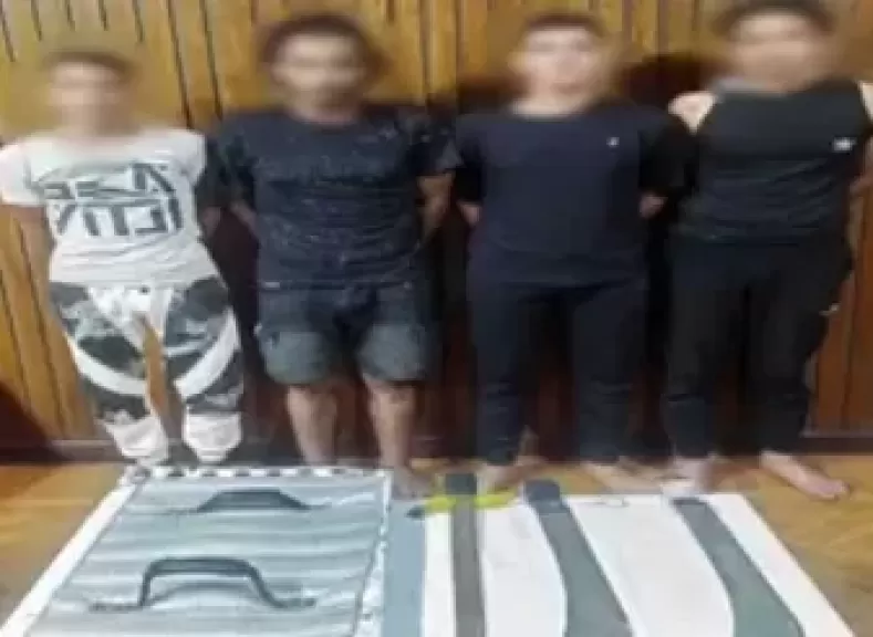 خط أحمر