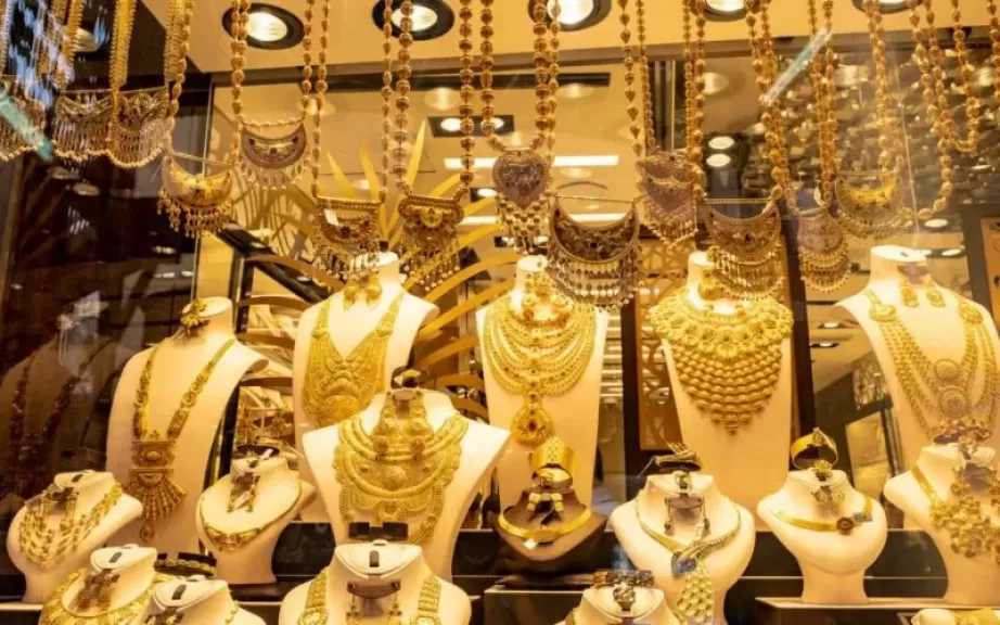 سعر الذهب اليوم الأحد في مصر.. هدوء حذر بالتعاملات الصباحية