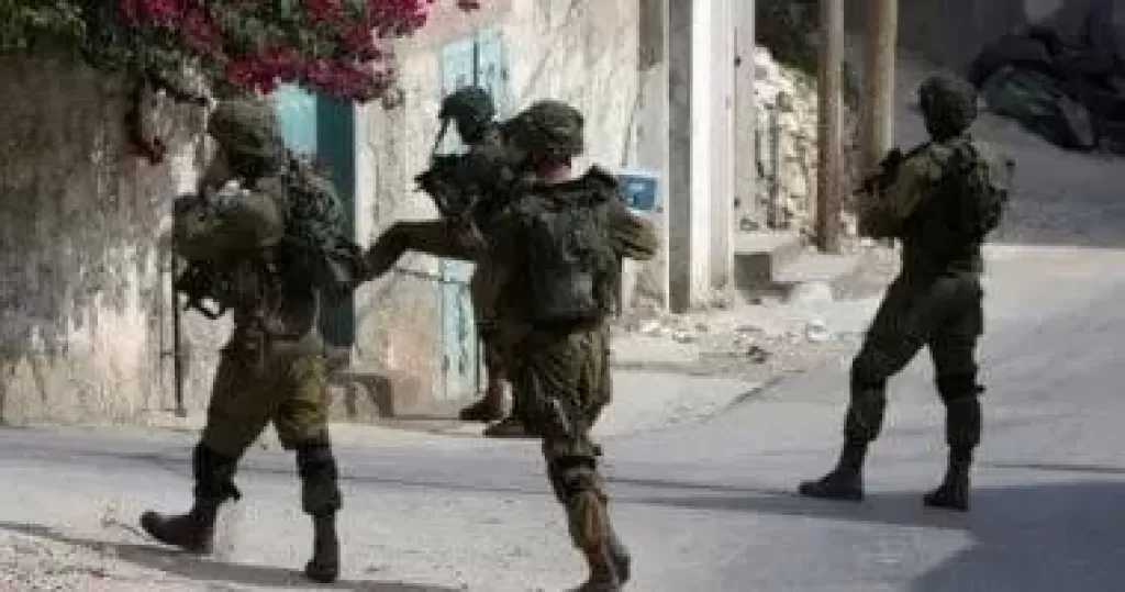 ”الصحة الفلسطينية”: مقتل فلسطينيين اثنين خلال هجوم لمستوطنين إسرائيليين في الضفة الغربية