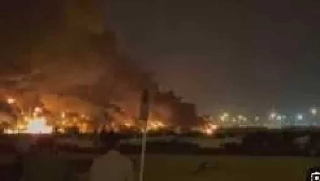 وكالة تسنيم: دوي انفجارات في مدن تبريز وتشابهار وكونارك وبندر ماهشهر وبندر الإمام الخميني