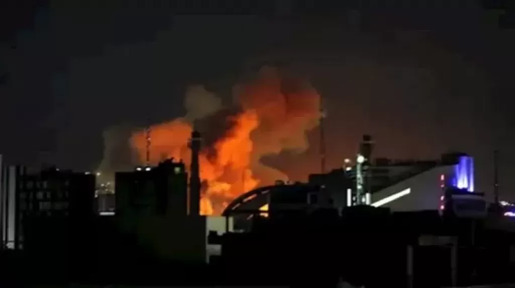 خط أحمر