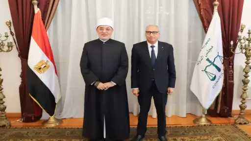 سياسة