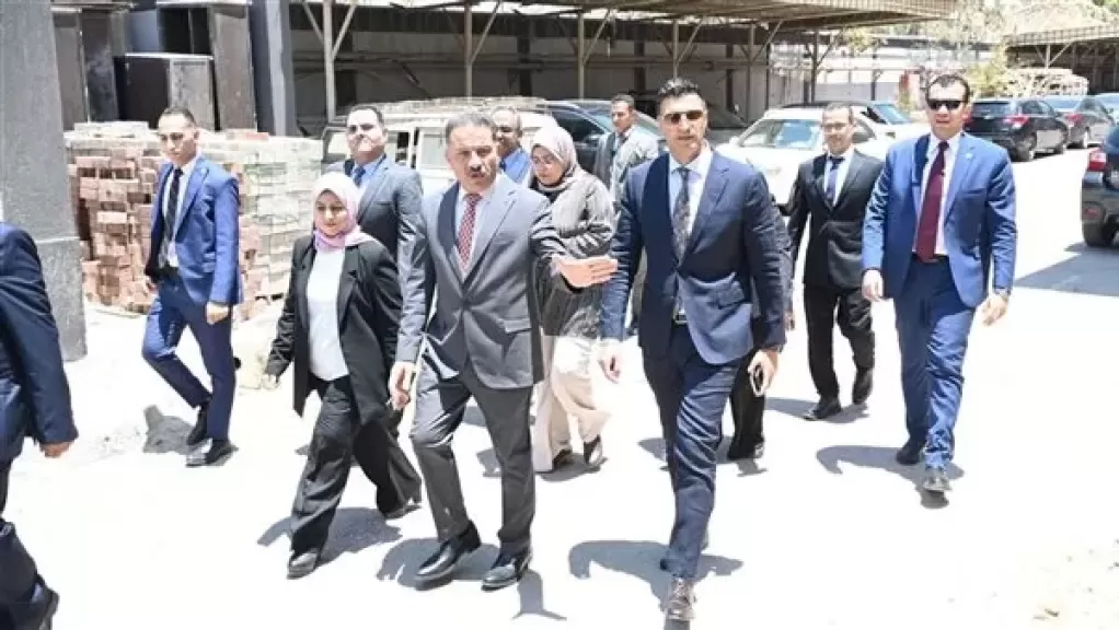 خط أحمر