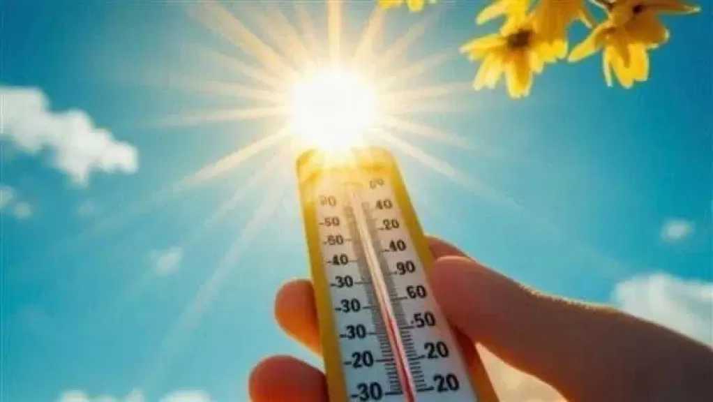 تعرف على مخاطر التعرض المباشر لأشعة الشمس خلال ساعات الظهيرة