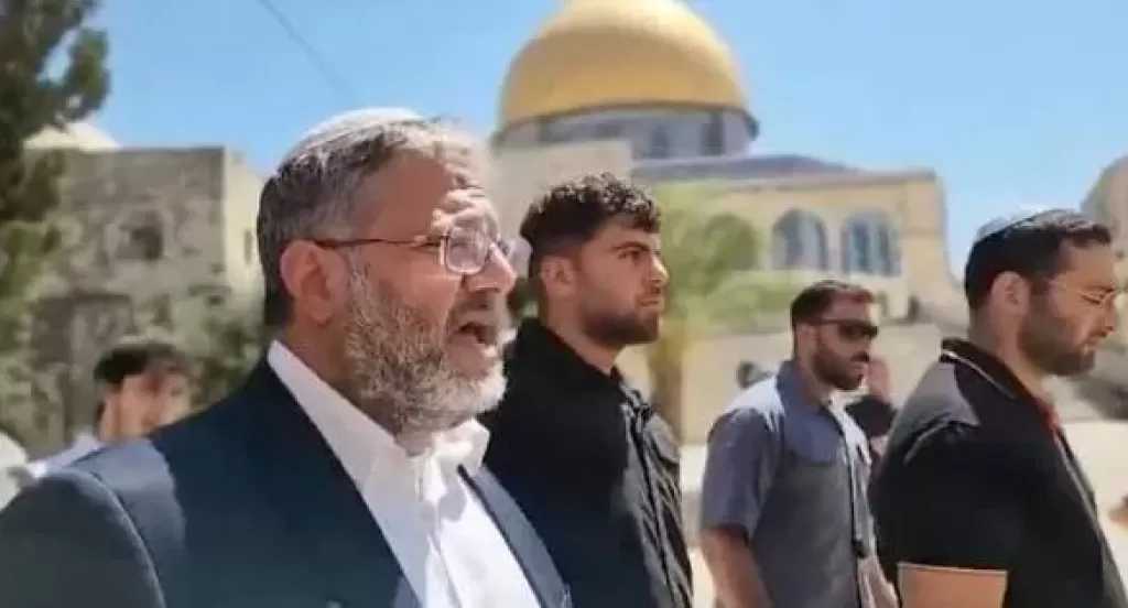 محافظة القدس: اقتحام بن غفير للأقصى تصعيد خطير تزامن مع استباحة واسعة للمسجد