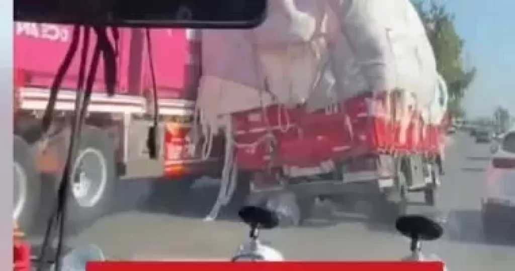 محمد موسى يشيد ببطل إنقاذ التريلا: أنقذ الأرواح ولم يبحث عن التريند