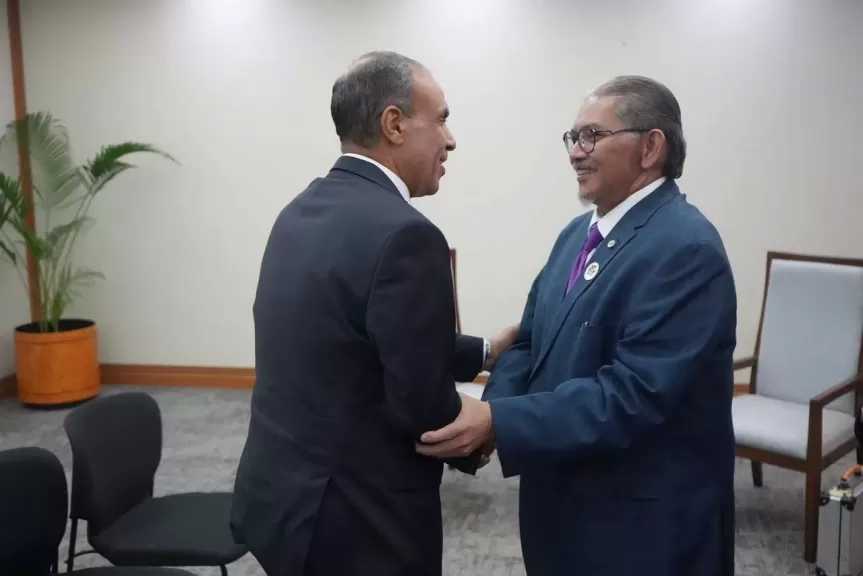 وزير الخارجية يبحث مع وزير الخارجية الثاني بسلطنة بروناي دار السلام سبل الارتقاء بالعلاقات الثنائية وتعزيز التعاون الاقتصادي والاستثماري