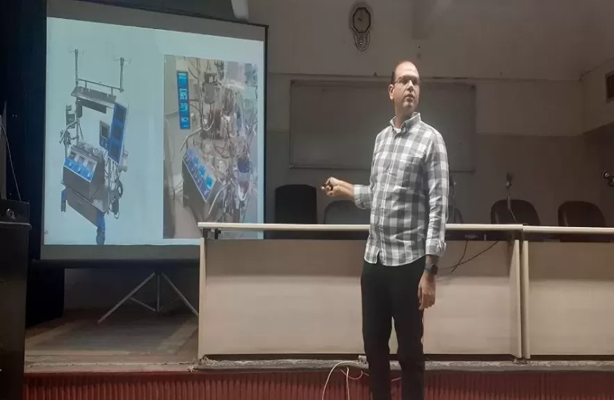 خط أحمر