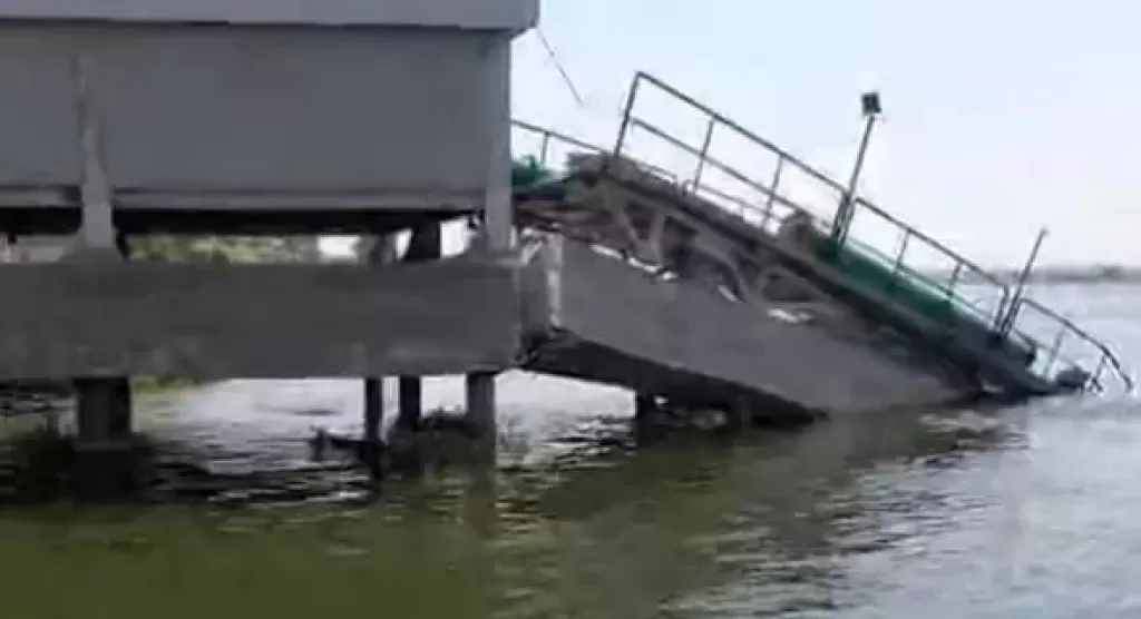 خط أحمر