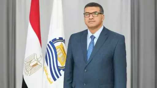 محافظ قنا: وقف العمل الميداني لعمال النظافة خلال فترة الذروة لحمايتهم من ضربات الشمس