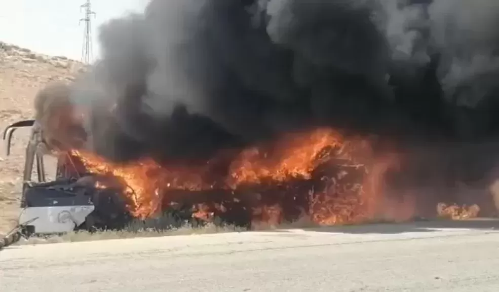 خط أحمر