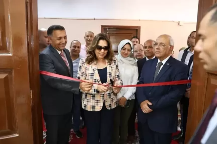 خط أحمر