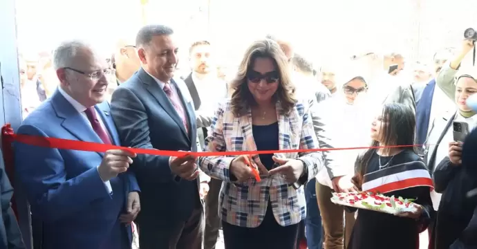 وزيرة التنمية المحلية ومحافظ القليوبية يفتتحان 3 مراكز تكنولوجية جديدة بالقناطر الخيرية.. صور